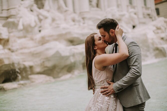 private-classic-rome-photoshoot-in-trevi-fountain-pantheon