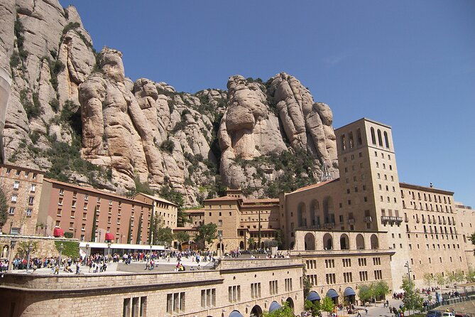 private-day-trip-to-montserrat-from-barcelona-with-a-local