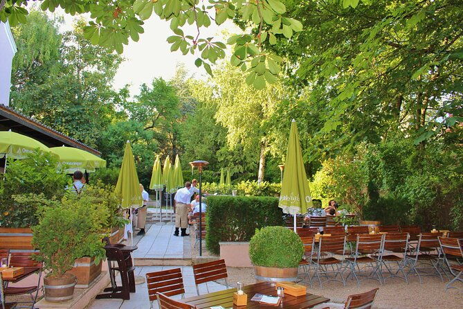 private-day-trip-to-the-village-of-grinzing-from-vienna-with-a-local