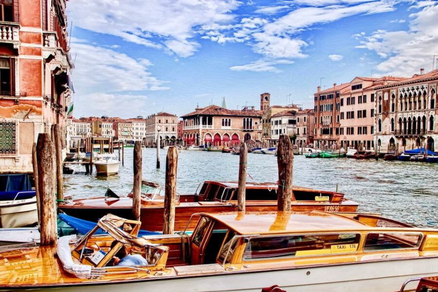 private-experience-venice-walking-city-boat-tour