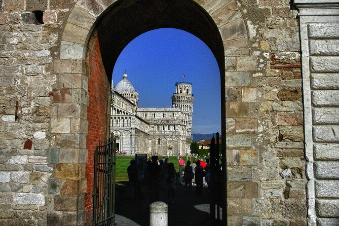 private-florence-day-trip-to-pisa-san-gimignano-siena