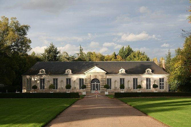 private-full-day-tour-to-loire-valley-from-paris-with-hotel-pick-up