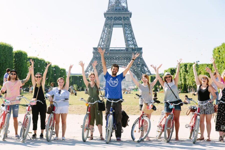 private-highlights-of-paris-bike-tour