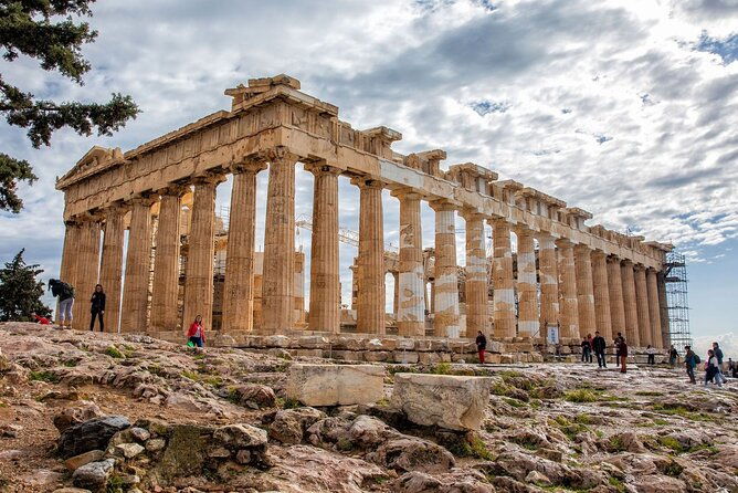 private-local-tour-of-the-acropolis-hill