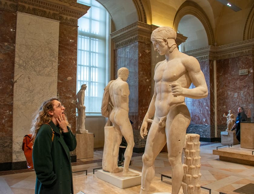 private-louvre-tour-essentials-and-more-with-expert-guide