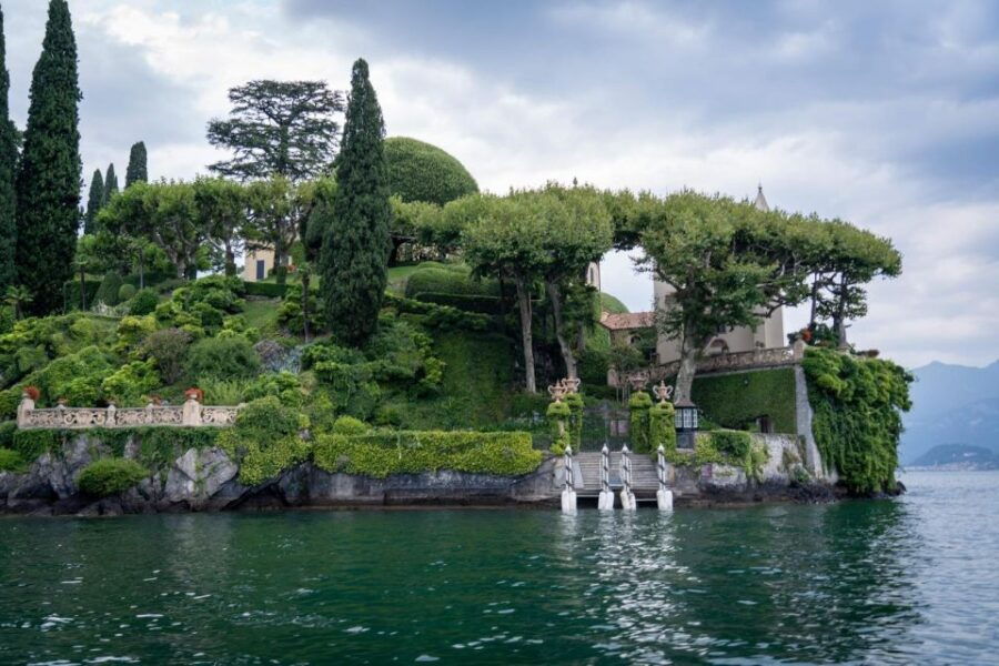 private-luxury-boat-tour-of-lake-como-with-stops-drinks