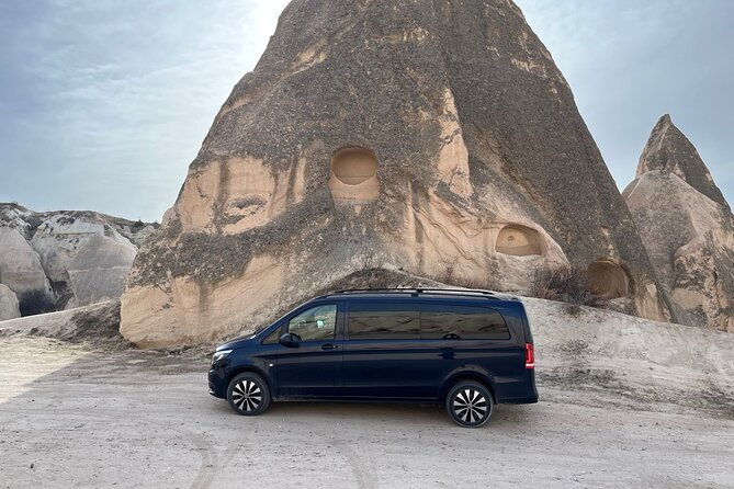 private-luxury-minivan-with-english-speaking-driver-in-istanbul