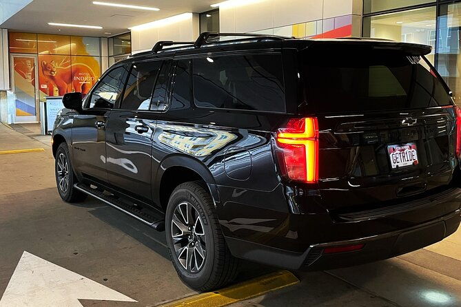 Private Luxury Transportation From Airport to Denver