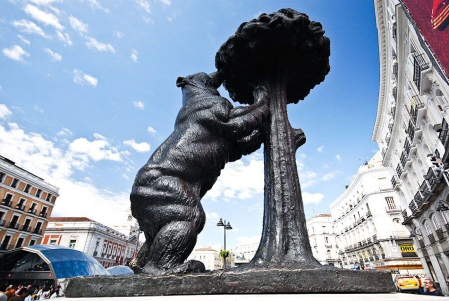 private-madrid-highlights-walking-tour