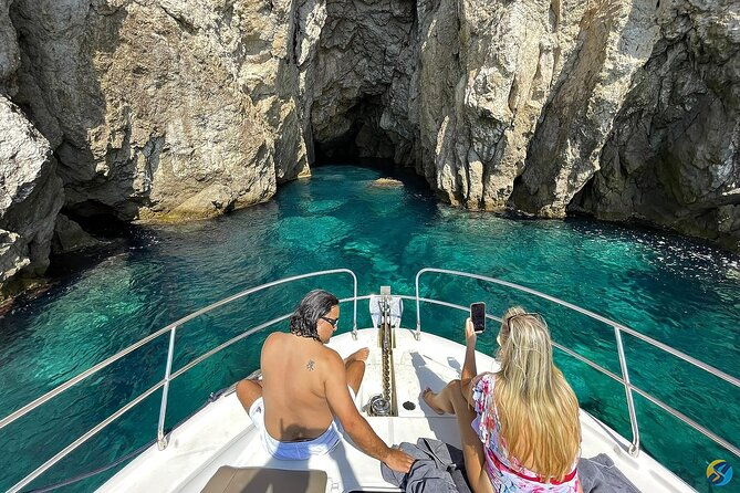 private-noon-escape-tour-to-elaphite-islands-hidden-gems