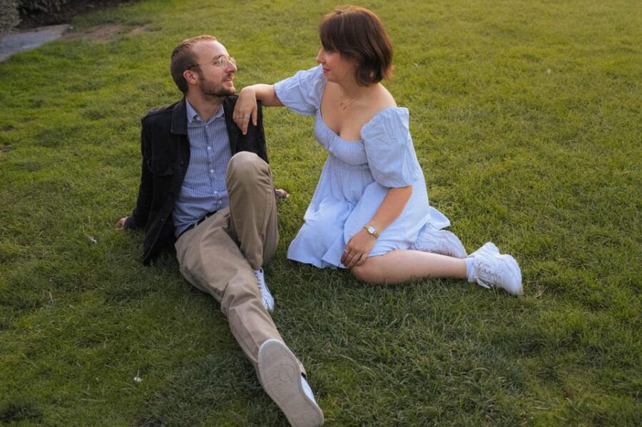 private-photoshoot-louvre-museum-exterior
