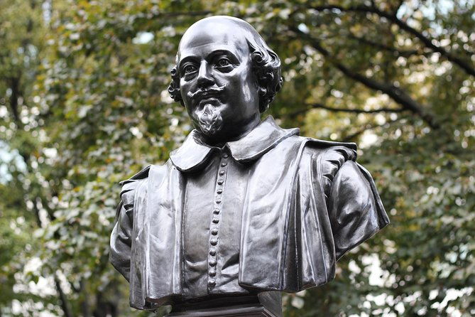 private-shakespeare-walking-tour-of-london