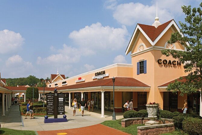 Private Shopping Tour From Atlanta Hotels to North Georgia Outlet