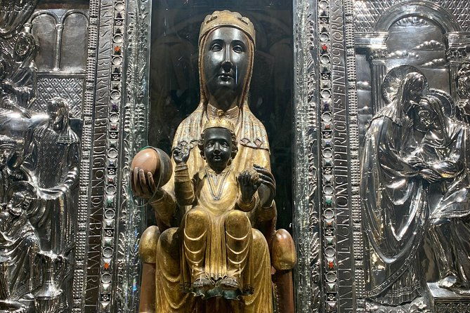 private-small-group-full-day-tour-montserrat-and-cava-visit-with-lunch-and-transportation