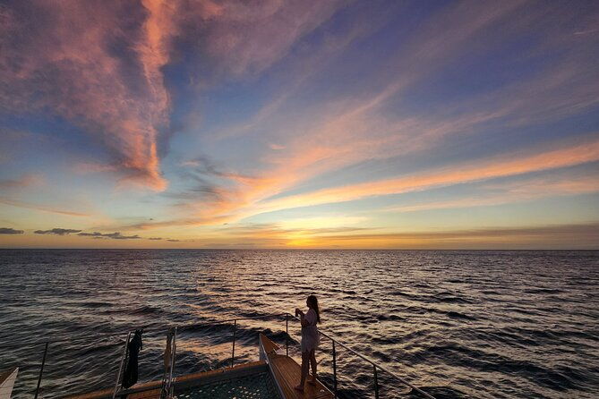 Private Sunset Snorkel and Dinner Cruise in Oahu Charter