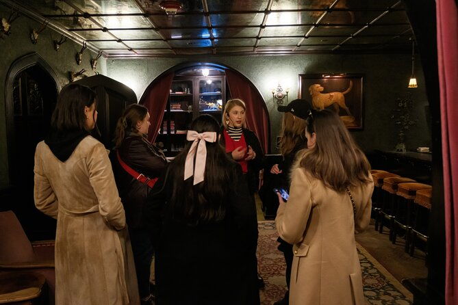 private-taylor-swift-hotspots-walking-tour