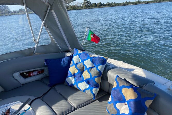 private-tour-in-ria-de-aveiro-in-a-26-feet-yacht