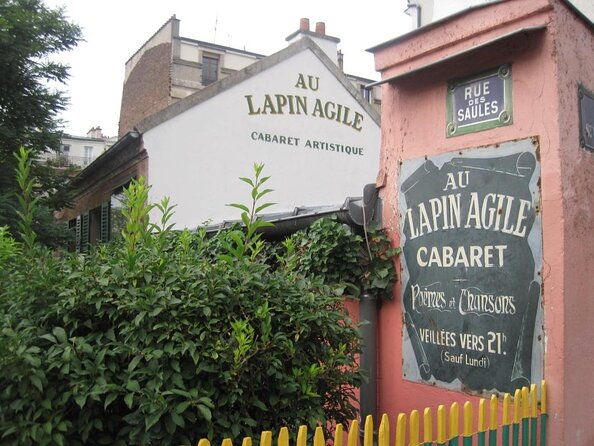 private-tour-montmartre-walking-tour-dinner-and-au-lapin-agile-cabaret