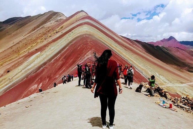 private-tour-rainbow-mountain-and-red-valley-1-day