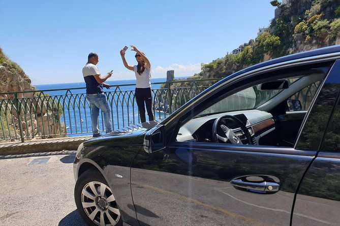 private-transfer-from-naples-to-amalfi-with-tour-stop-in-pompeii-2-hours