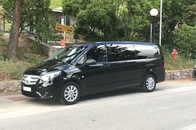 private-transfer-from-piraeus-port-to-athens-city-center-2