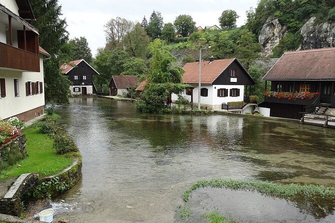 private-transfer-from-split-to-zagreb-via-plitvice-lakes