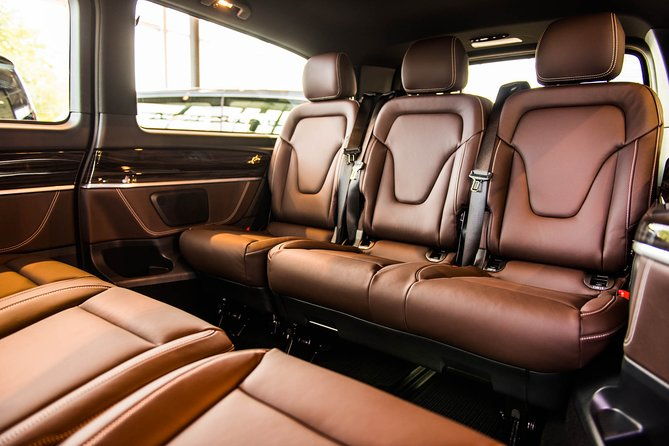 private-transfer-from-yvoire-france-to-geneva-airport