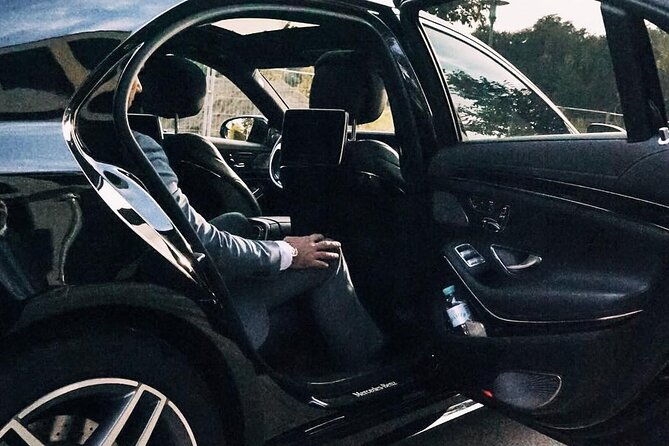 private-transfer-new-york-to-laguardia-airport-lga-by-sedan-car