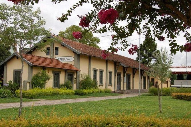 private-transfer-to-maria-fumaca-railway-station-and-italian-epic