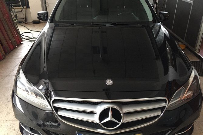 private-transfer-to-or-from-santiago-de-compostela