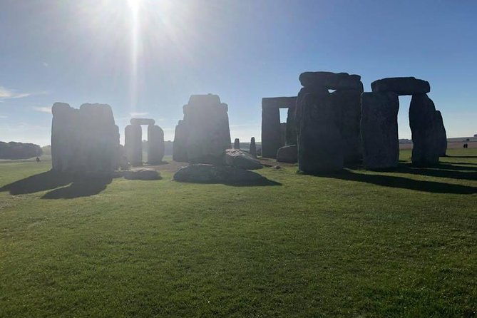 private-transfers-between-london-stonehenge
