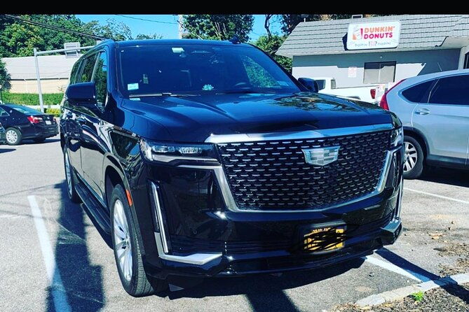 private-transportation-first-class-suv-in-new-york