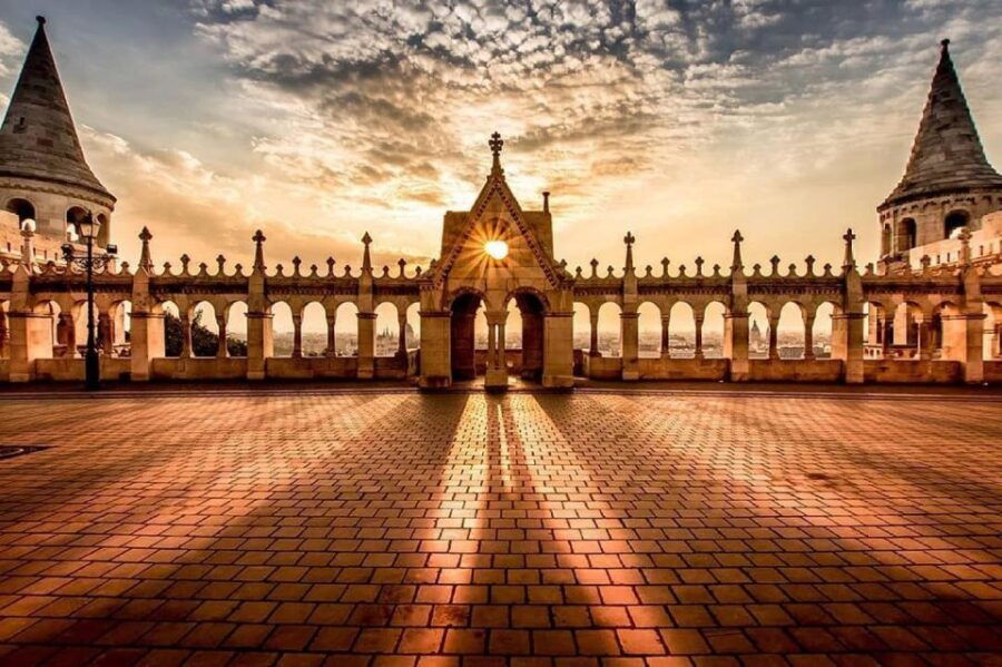 private-walking-tour-in-budapest-in-dutch