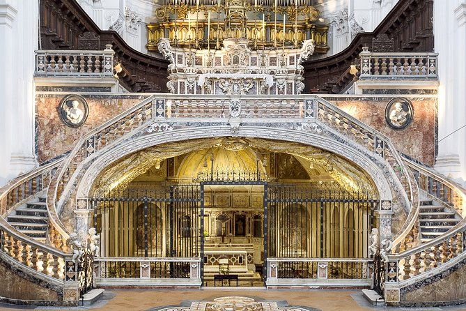 private-walking-tour-to-sanita-district-in-naples