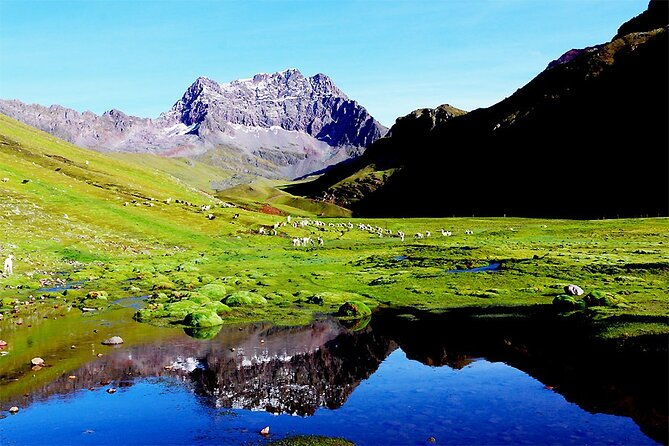 rainbow-mountain-hiking-trip-from-cusco
