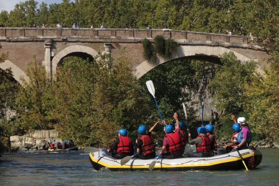 rome-2-hours-rafting-experience-on-the-tiber-river