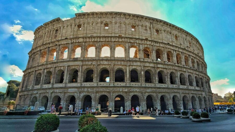 rome-colosseum-palatine-hill-and-roman-forum-guided-tour-2