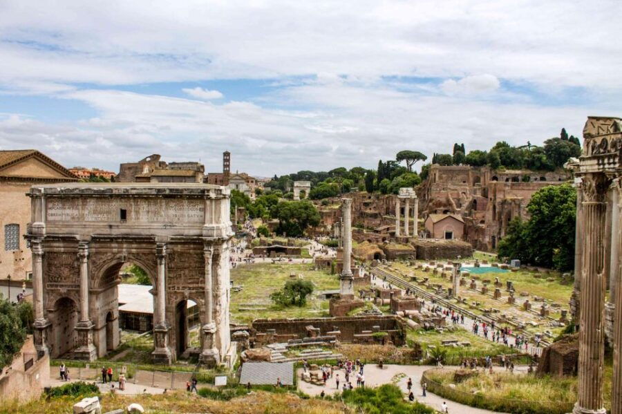 rome-colosseum-roman-forum-palatine-hill-private-tour