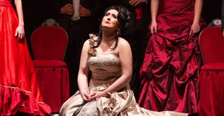 rome-giuseppe-verdis-la-traviata-live-performance