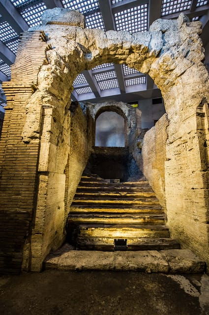 rome-navona-underground-domitian-stadium-guided-tour