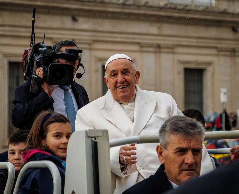 rome-papal-audience-tour-with-reserved-access