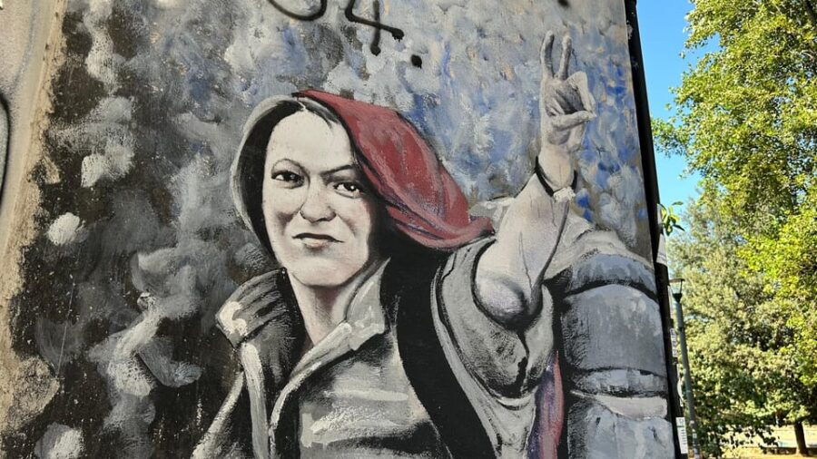 rome-pigneto-urban-art-walking-tour-with-italian-aperitif-2