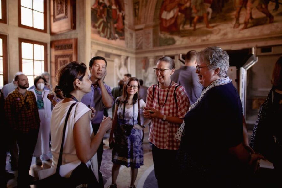 rome-vatican-sistine-chapel-st-peters-small-group-tour