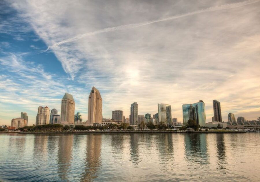 San Diego: Christmas Day Buffet Brunch or Dinner Cruise