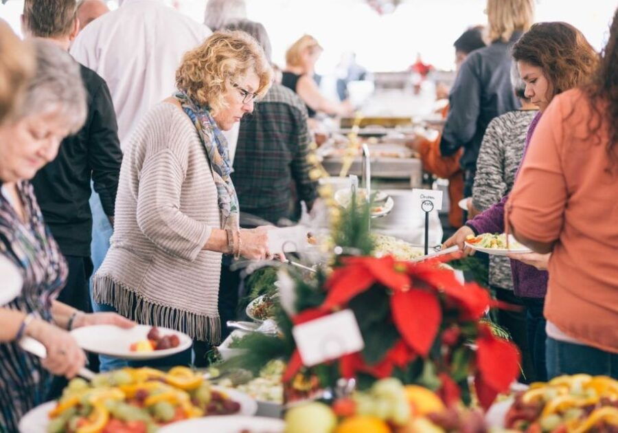 San Diego: Christmas Eve Buffet Brunch or Dinner Cruise