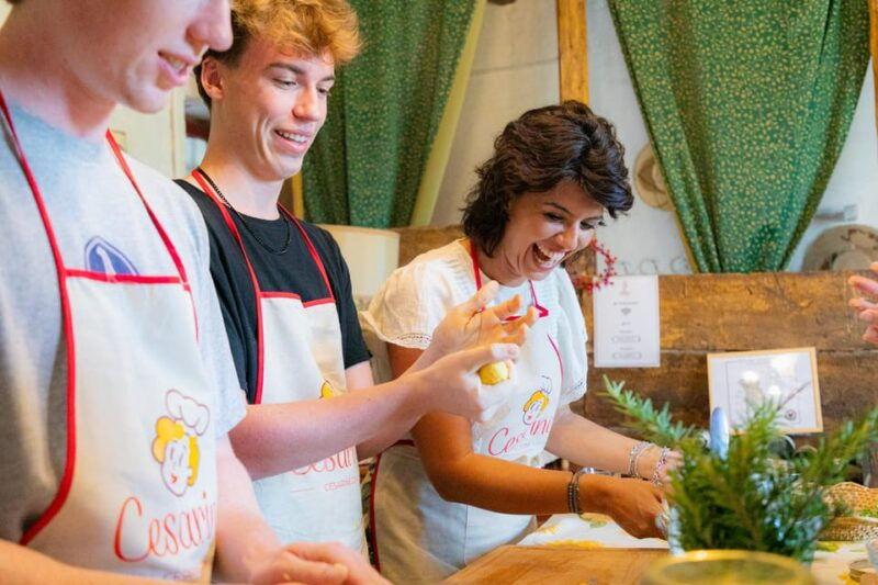 san-gimignano-pasta-class-wine-tasting-at-locals-home