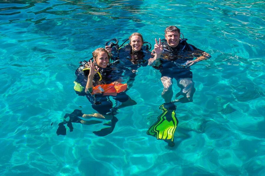 santa-ponsa-try-scuba-diving-in-a-marine-reserve