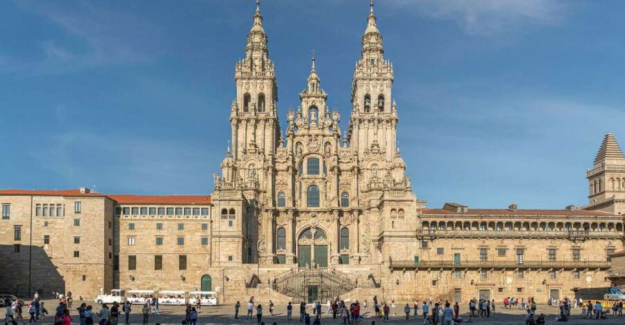 santiago-compostela-and-cathedral-day-trip-from-porto