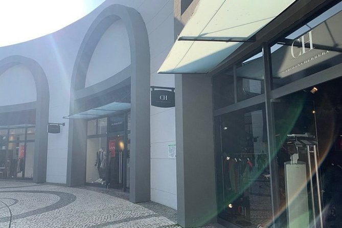 shopping-day-at-the-largest-tax-free-outlet-in-europe