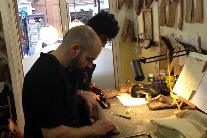 shopping-experience-only-for-men